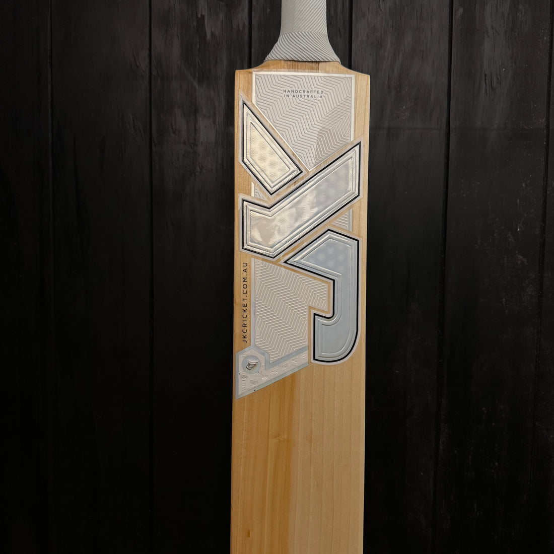JK Elektra 147 G1